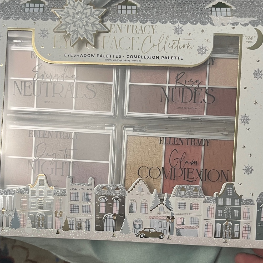 Ellen Tracy Holiday Face Collection Palette - Neutrals and Nudes